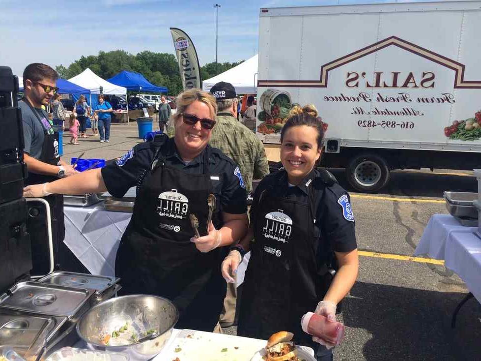 Officer Wenk and Officer Howard at the GVSU Grill Challenge